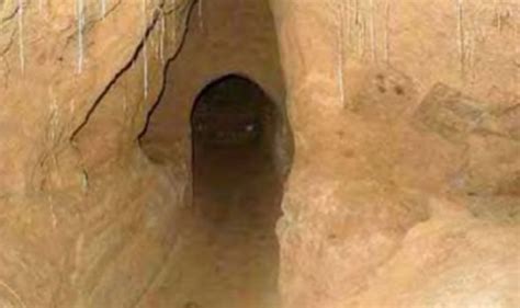 Tianlong Tunnelsı Güneybatı Çin'in Gizemli Bir Geçidi Olarak Keşfedin!